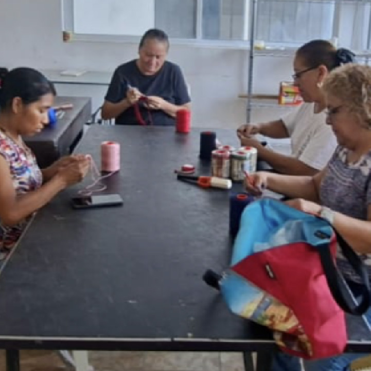 talleres de emprendimientoartboard 14 copy 7@2x 80
